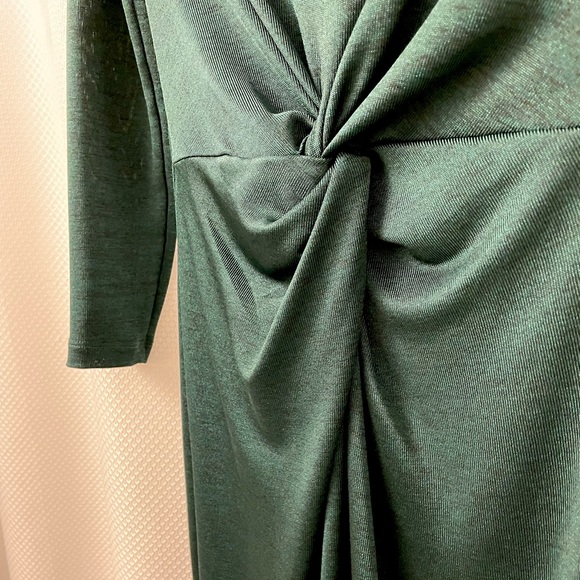 Beautiful Emerald dress, size S, open shoulder and long sleeve from Dynamite - Picture 2 of 2